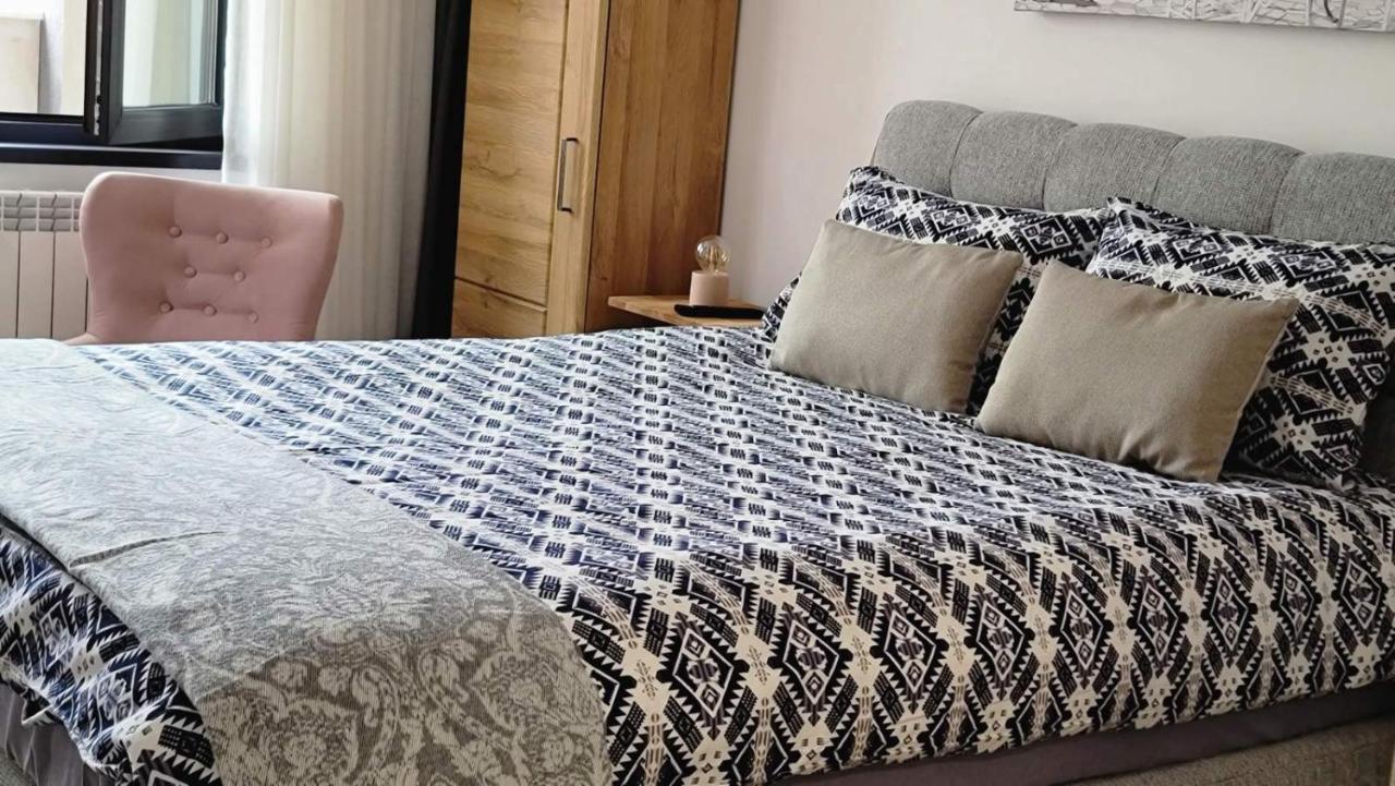 Vazov Apartment Kazanlŭk Eksteriør billede